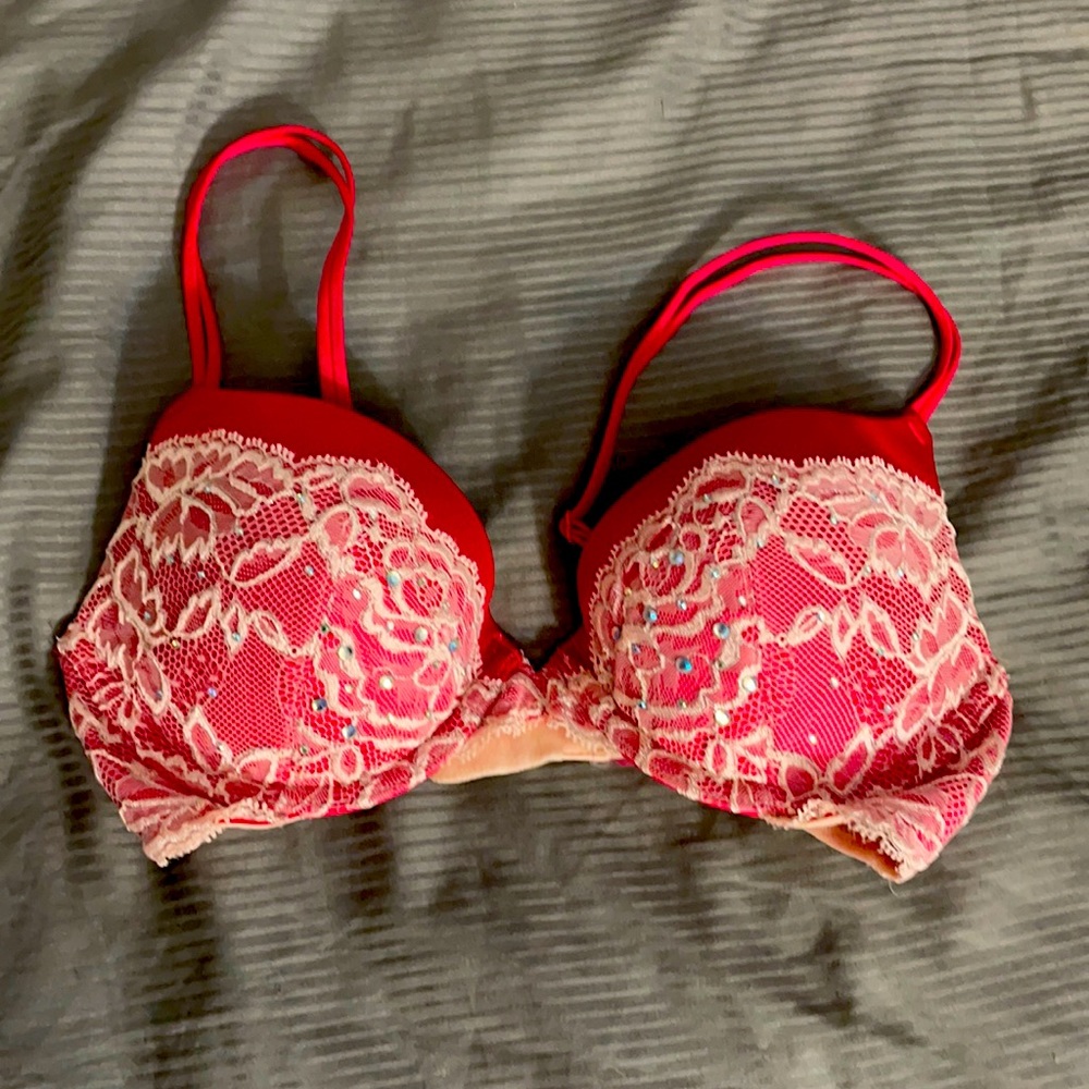 32C Victoria’s Secret Pink push up bra